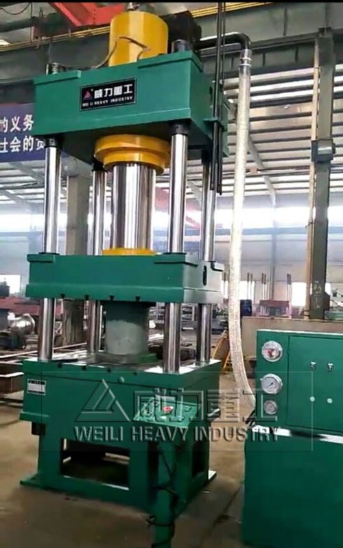 160噸帶plc液壓機主機外觀圖