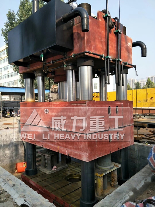 2600噸四梁四柱液壓機