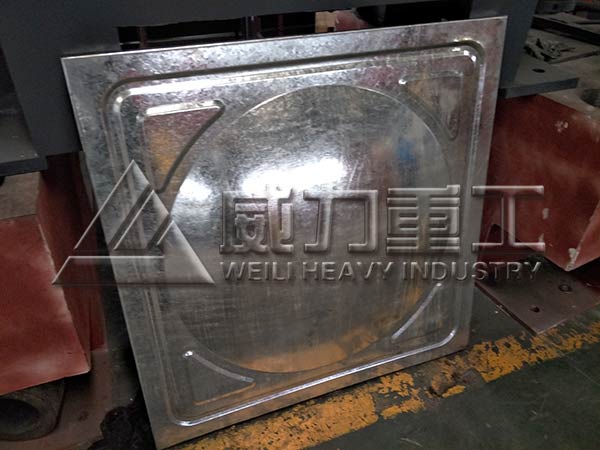 不銹鋼水箱板成型壓力機試壓產品