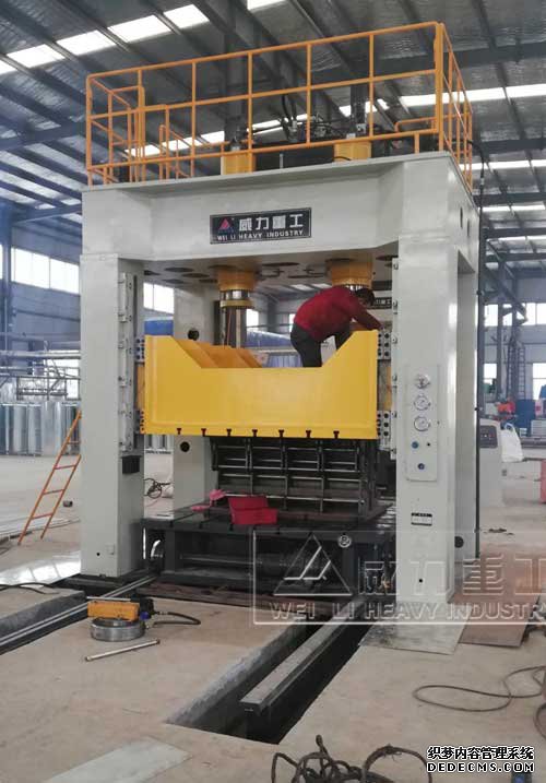 315噸汽車車門包邊液壓機