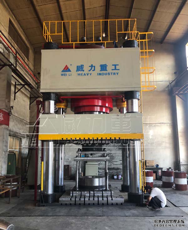 電梯配重塊熱壓成型液壓機價格是多少？