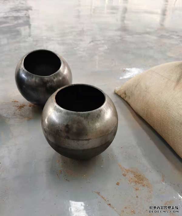 健身壺鈴一次拉伸成型設(shè)備——250噸四柱液壓機