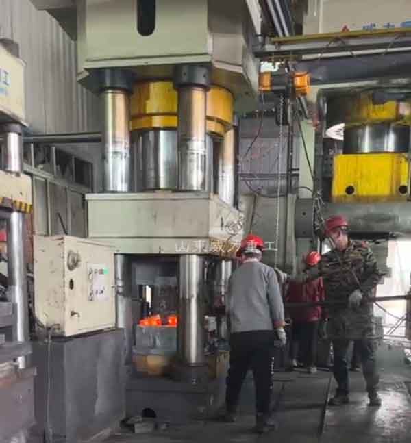 四柱式鍛造液壓機